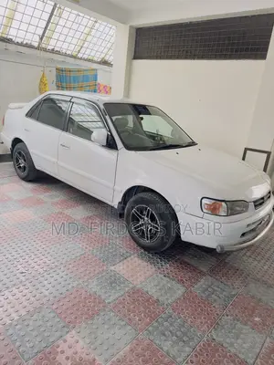Toyota Corolla Sedan 1996 White