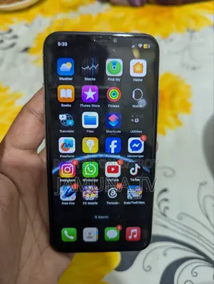 Apple iPhone X 64 GB White
