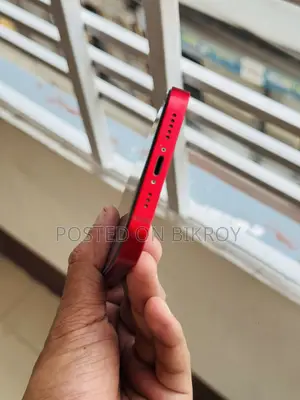 Apple iPhone 13 128 GB Red