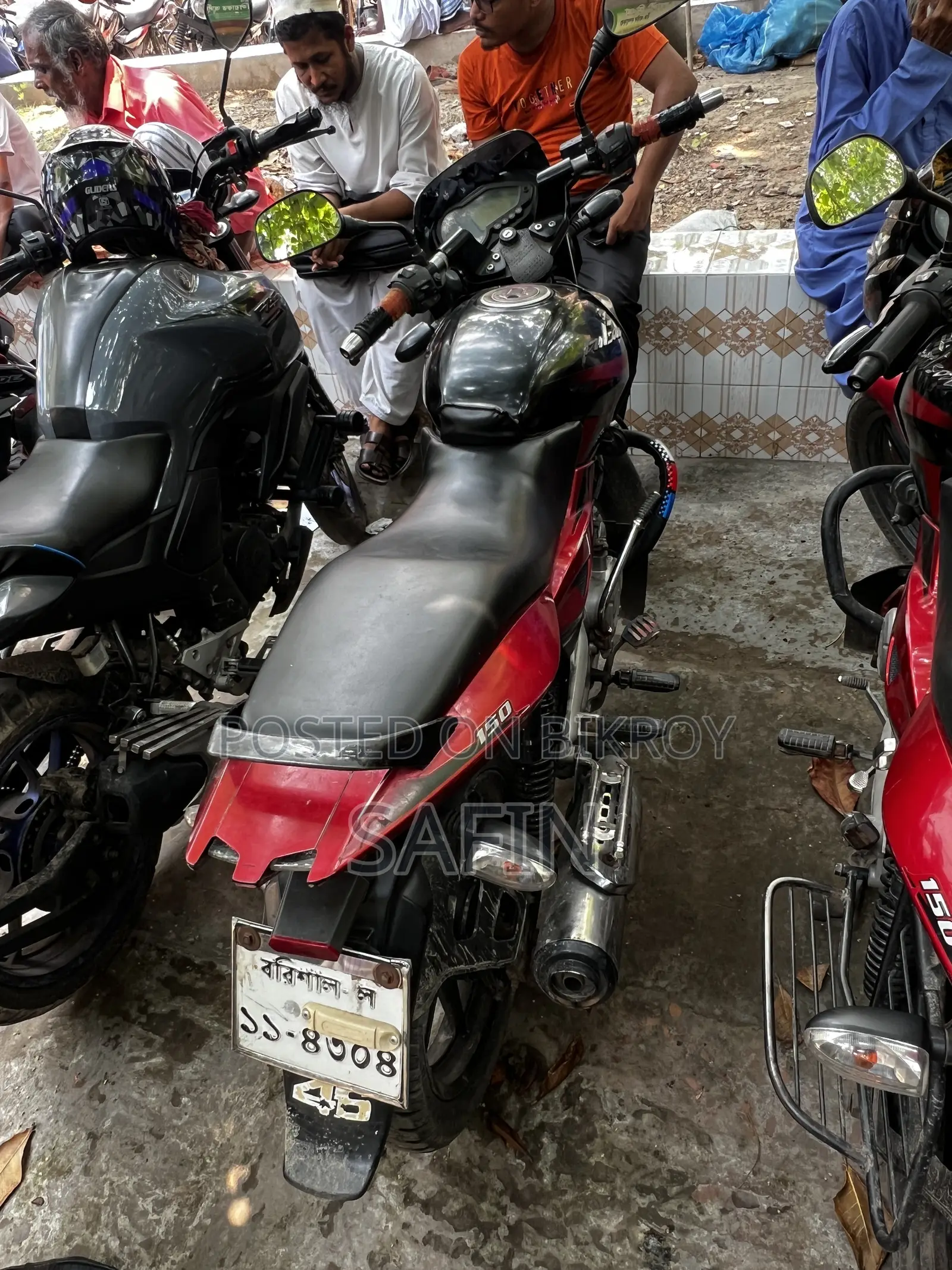 Bajaj Pulsar 150 2025 Black