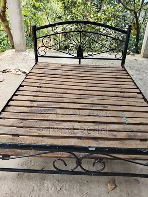 লোহার খাট ৬/৭ফীট