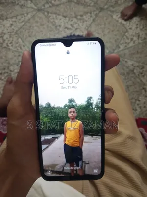 Samsung Galaxy A20 64 GB Blue