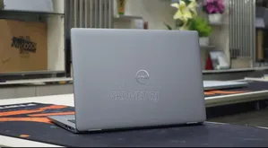 Laptop Dell Latitude 5320 16GB Intel Core i5 SSD 256GB
