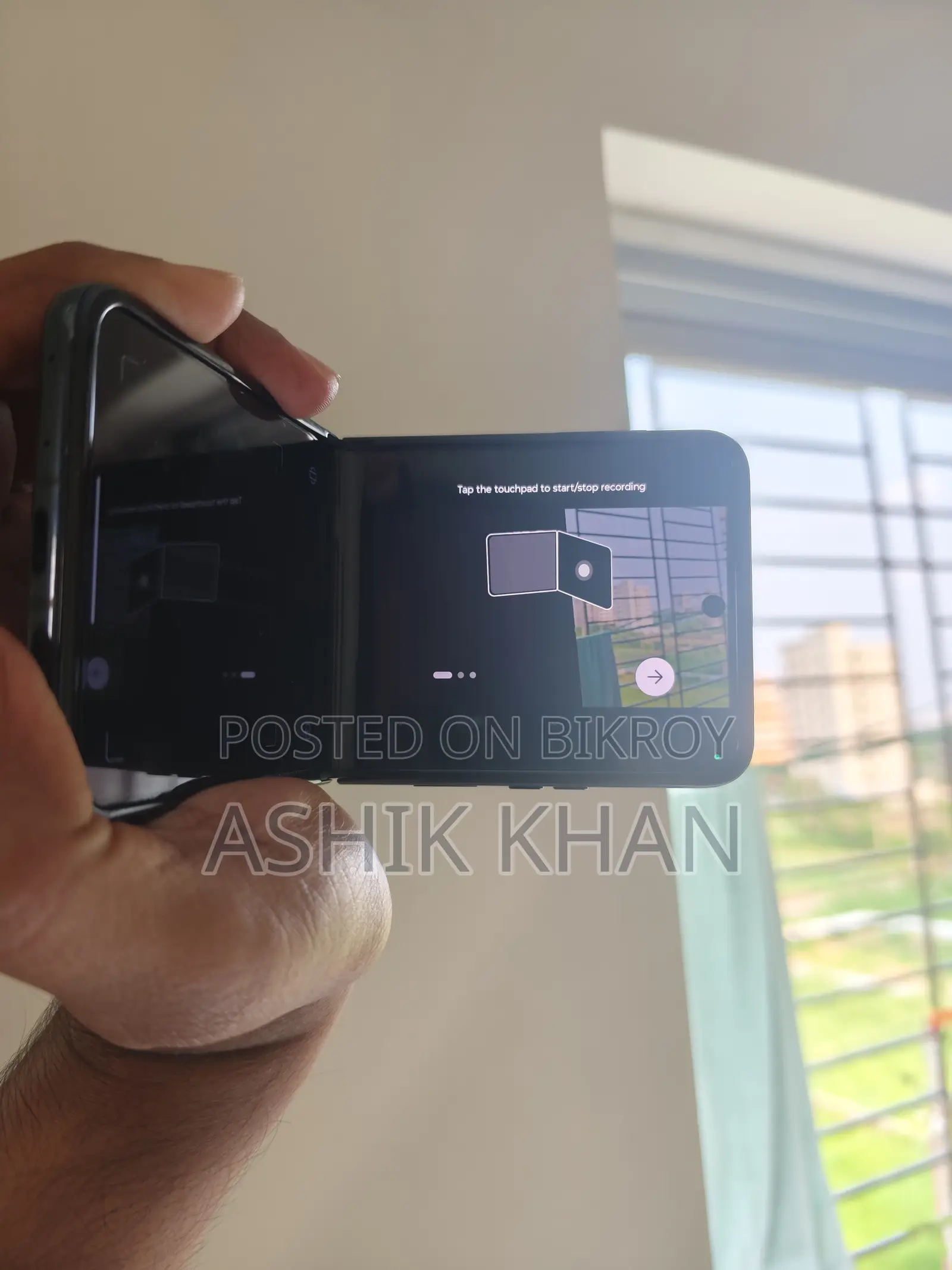 মটোরোলা রেজার ৫০ আল্ট্রা ২৫৬ জিবি নীল