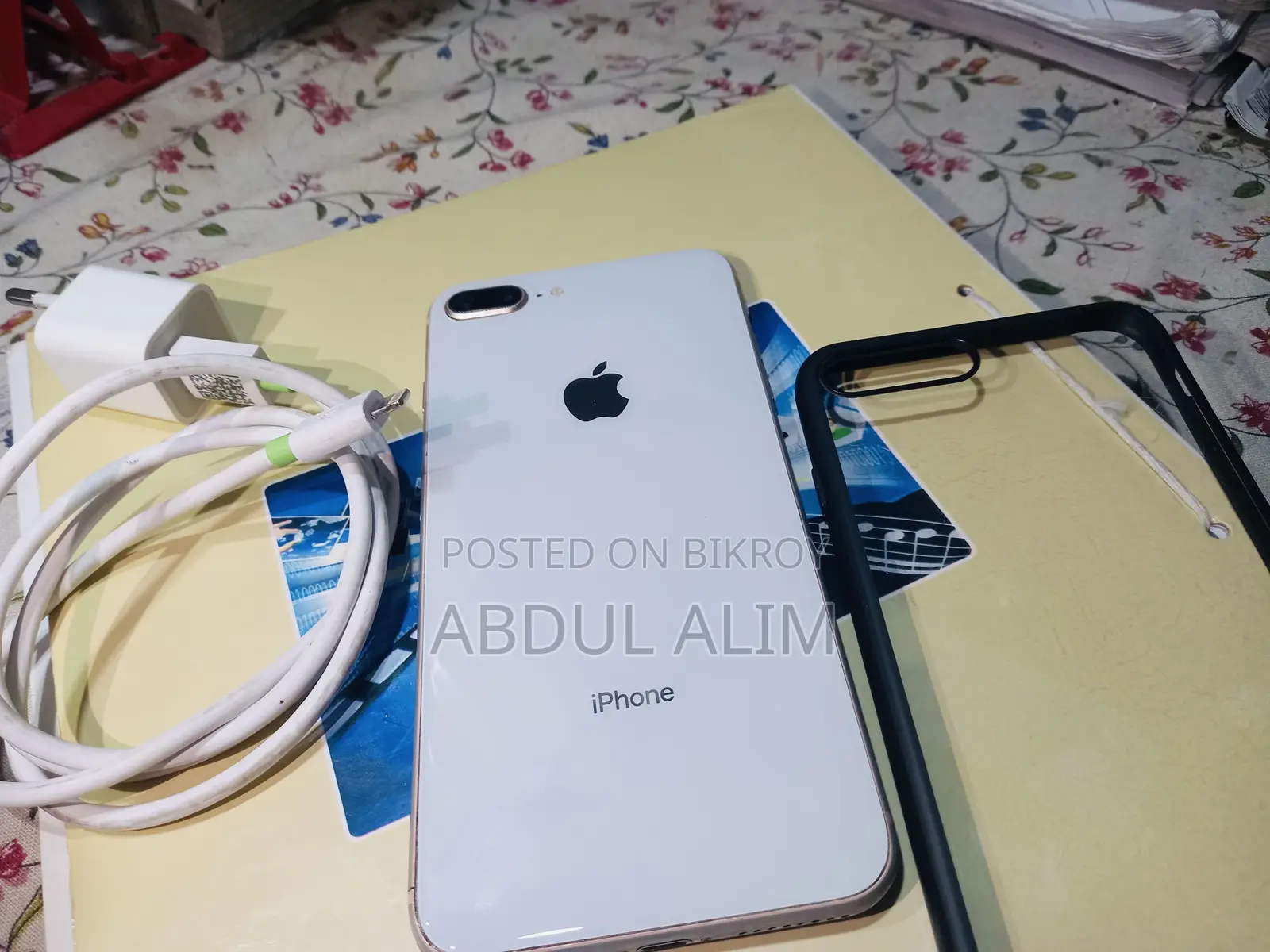 Apple iPhone 8 Plus 64 GB White