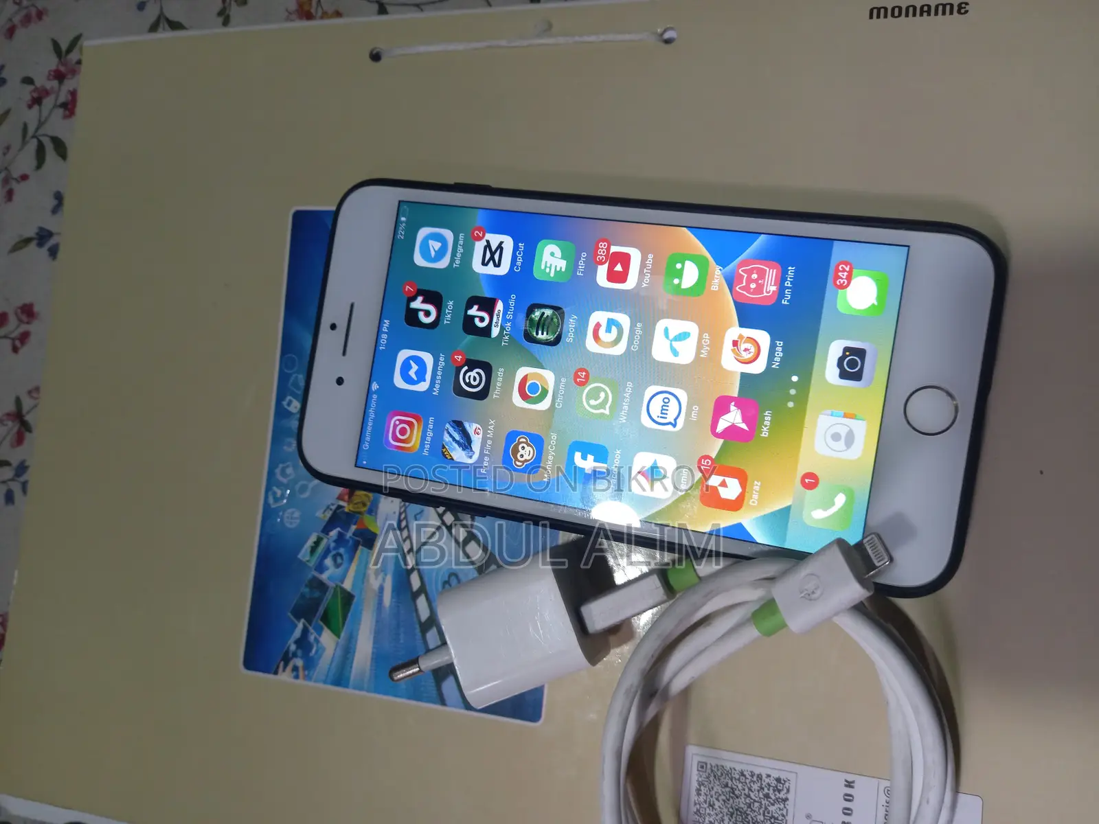 Apple iPhone 8 Plus 64 GB White