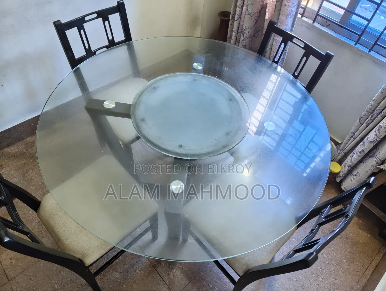 Round Glass Table With Four Chairs
