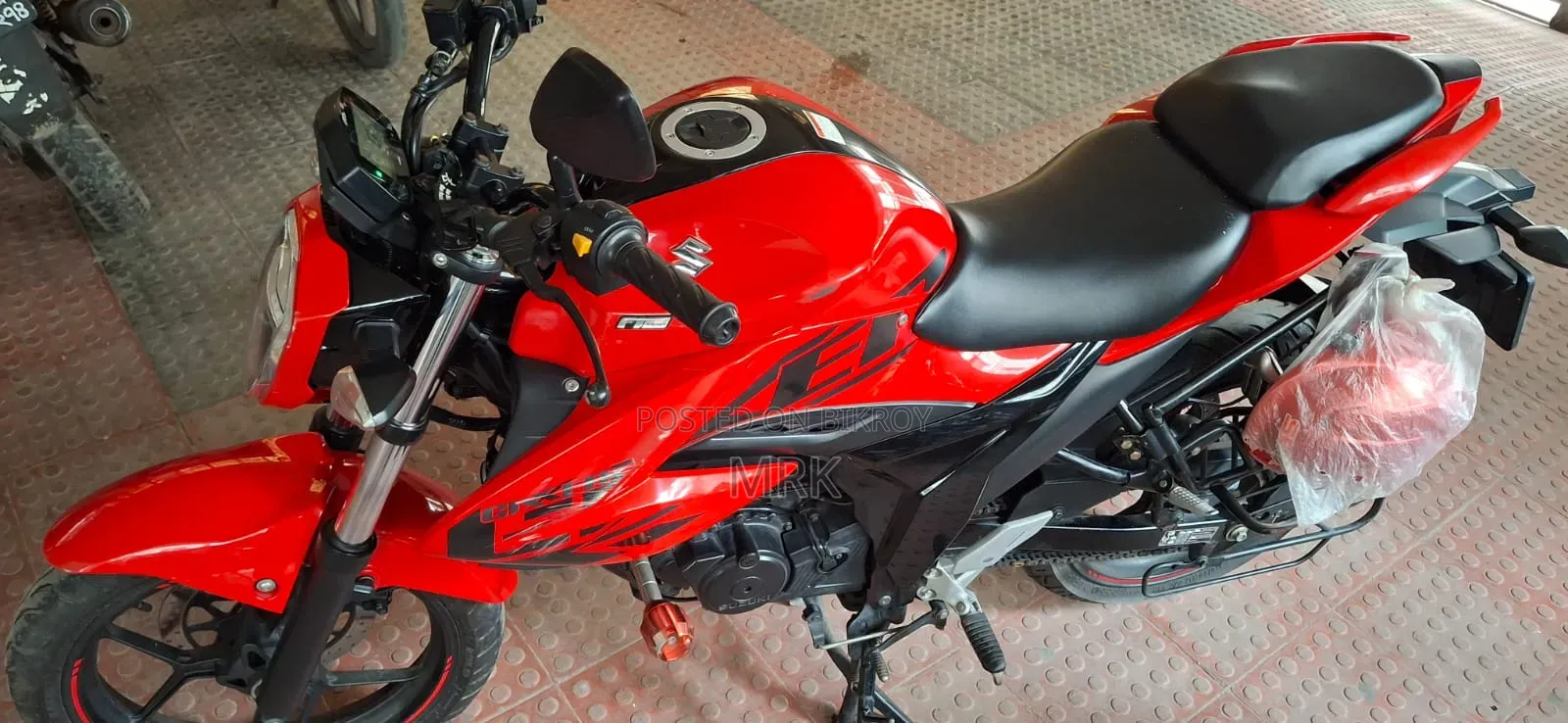 Suzuki Gixxer Fi ABS 2023 Red