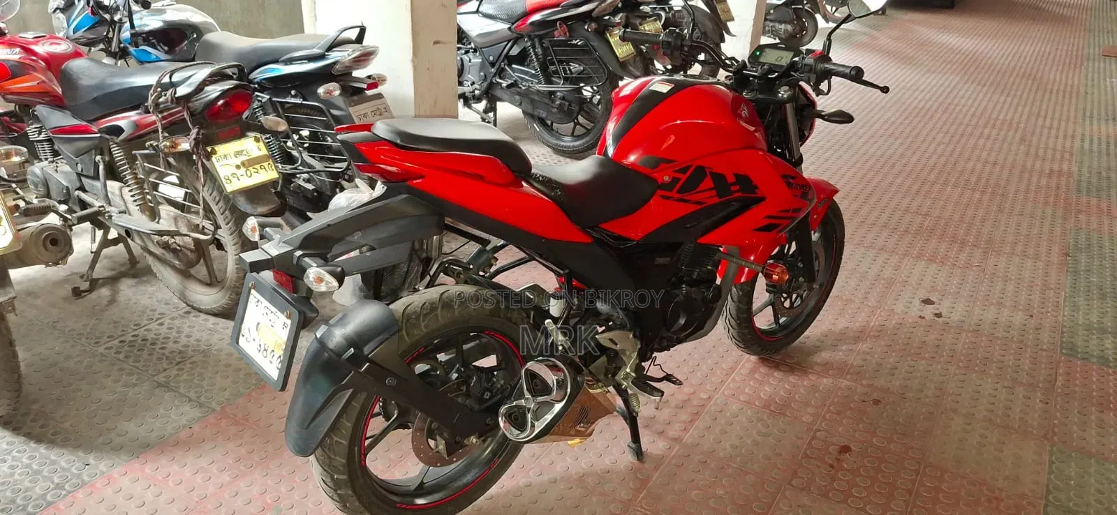 Suzuki Gixxer Fi ABS 2023 Red