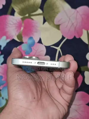 Apple iPhone 15 128 GB Green
