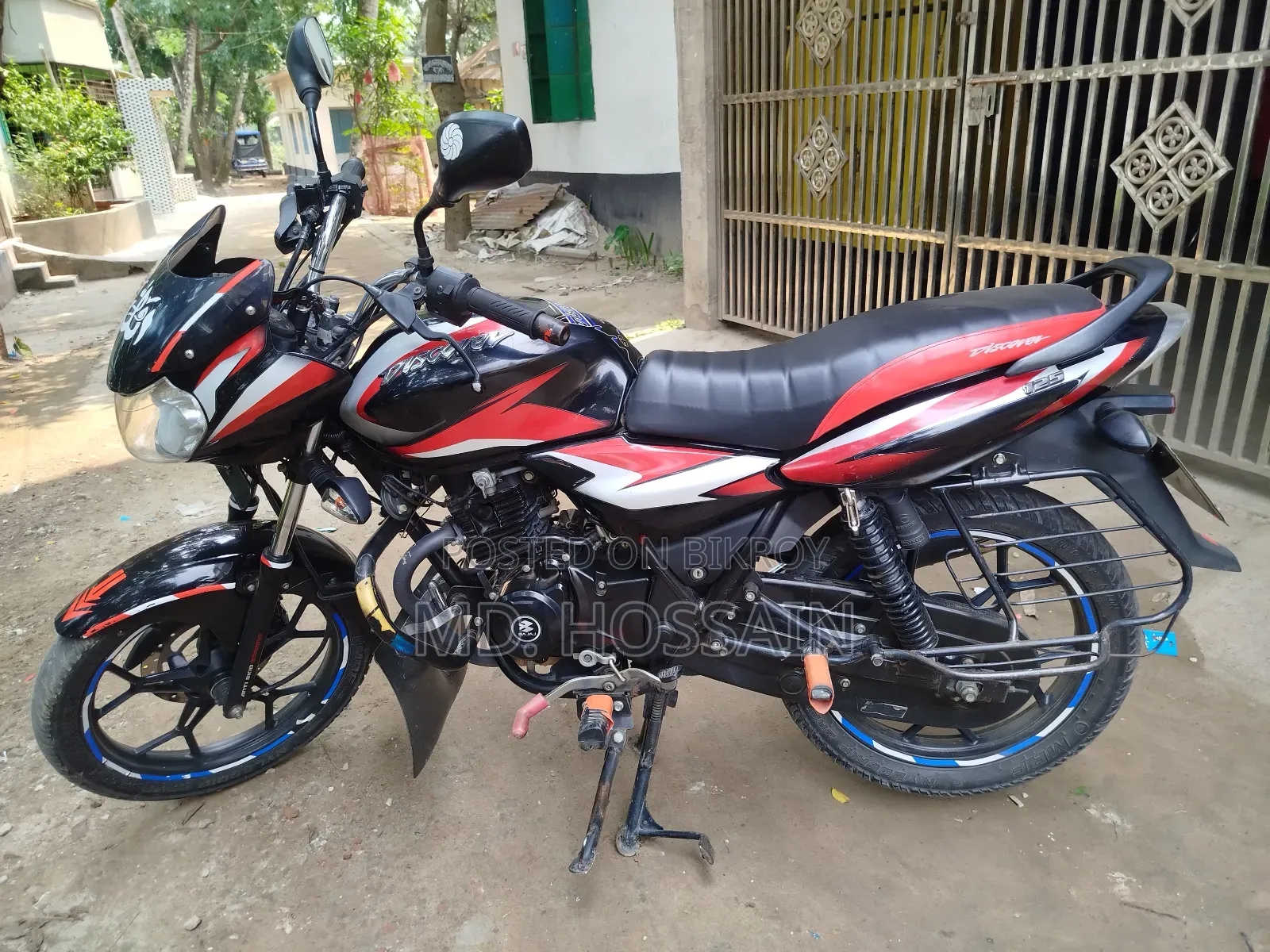New Bajaj Discover 125 2023 Black