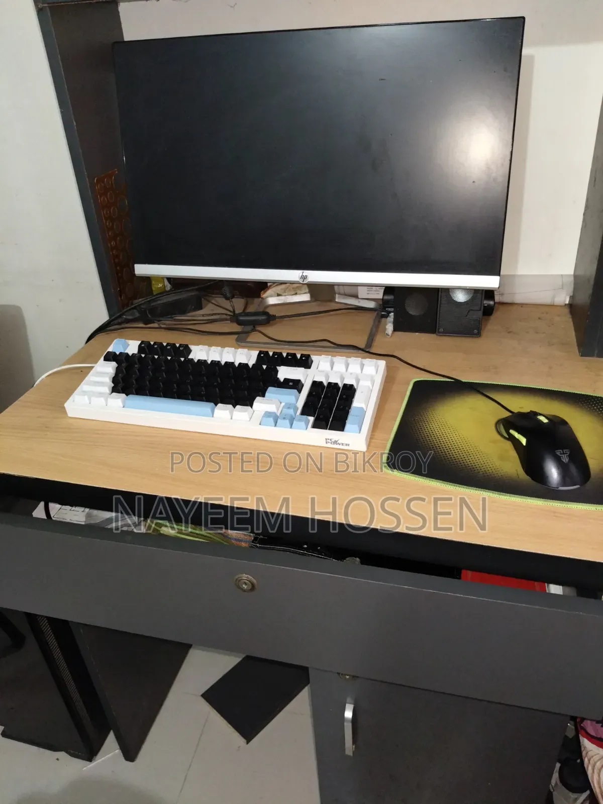 Used Like New Table and Chair