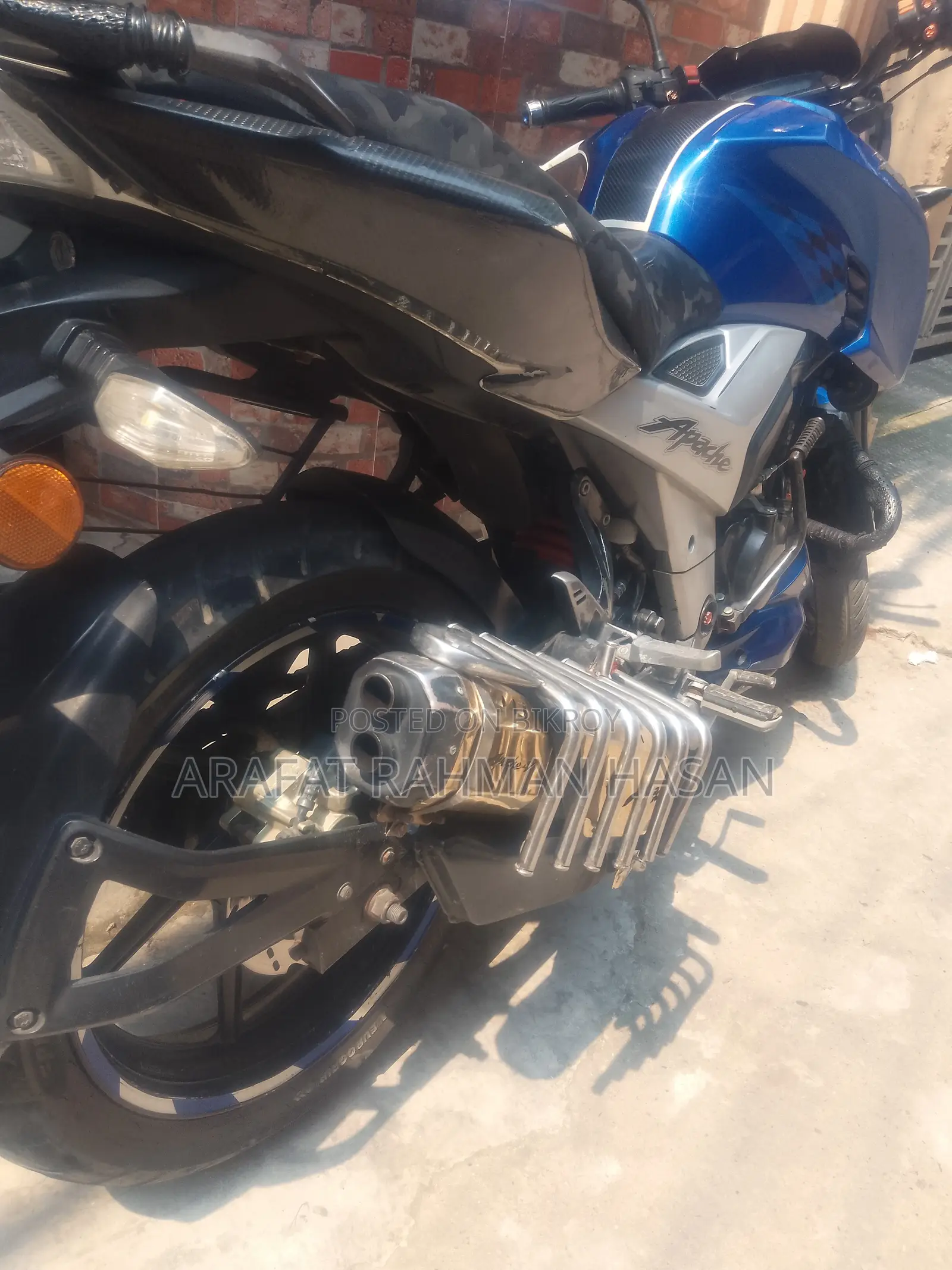 TVS Apache RTR 160 4V 2019 Blue