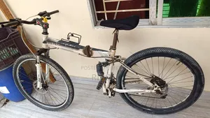সাইকেলটা বিক্রি করব টাকা দরকার 
 ৪হাজার টাকার কম হবে না 
ইমো Whatsapp