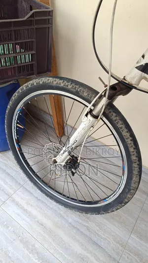 Selling the bicycle, need money, won't be less than 4 thousand, Imo Whatsapp