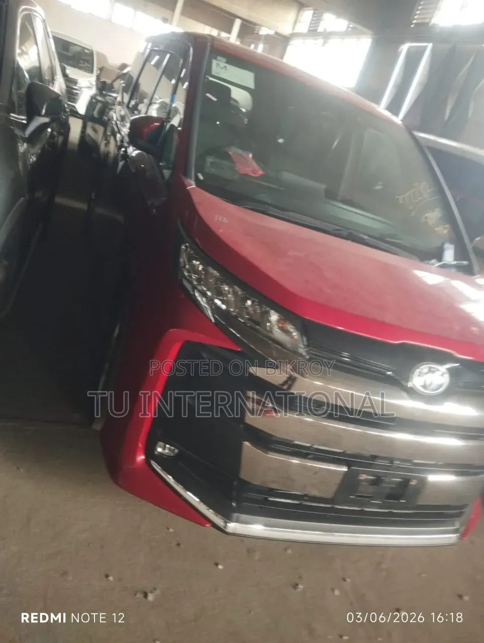 Toyota Noah 2023 Red