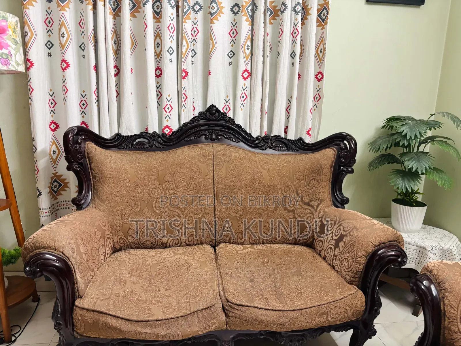 সোফা সেট (৬ আসন)