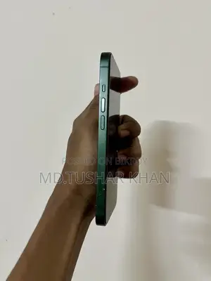 Apple iPhone 13 128 GB Green