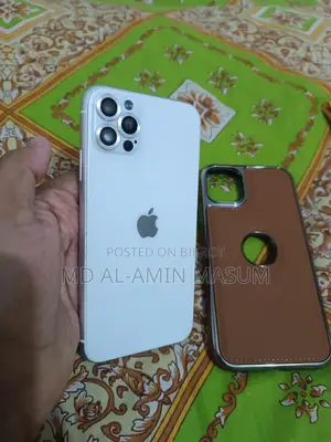 Apple iPhone XR 64 GB White