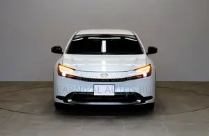 Toyota Prius LE AWD-e 2023 Pearl