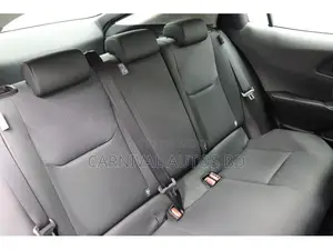 Toyota Prius LE All-Wheel Drive-e 2023 Pearl