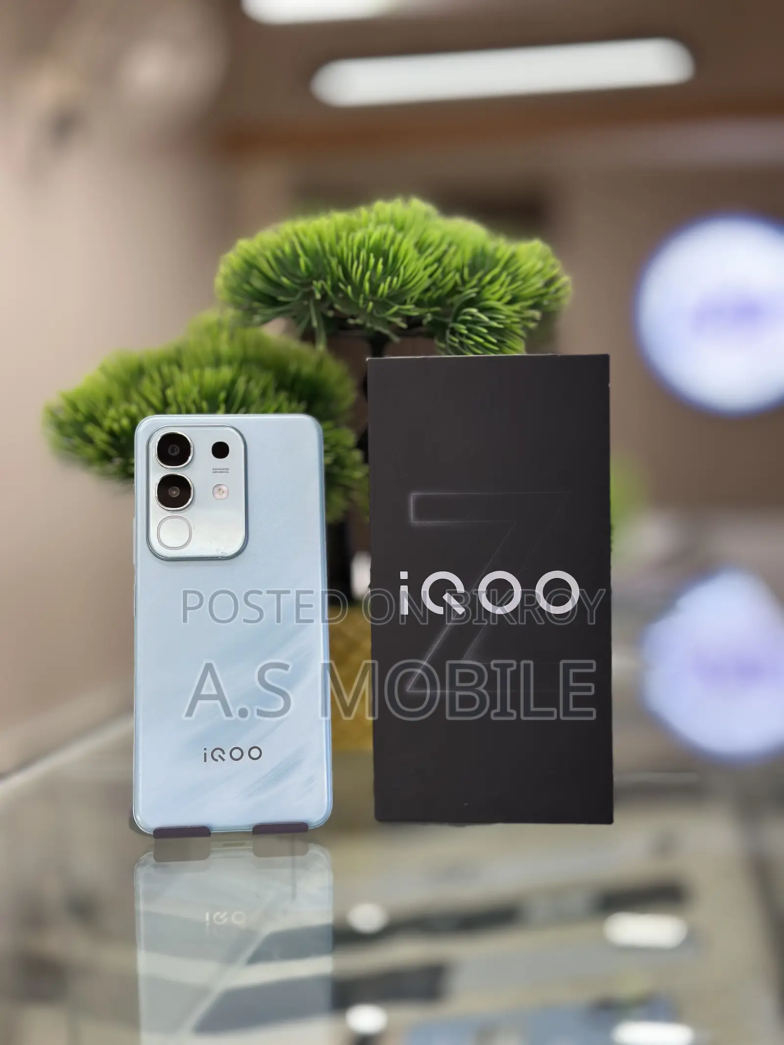 iQOO 128 GB Blue