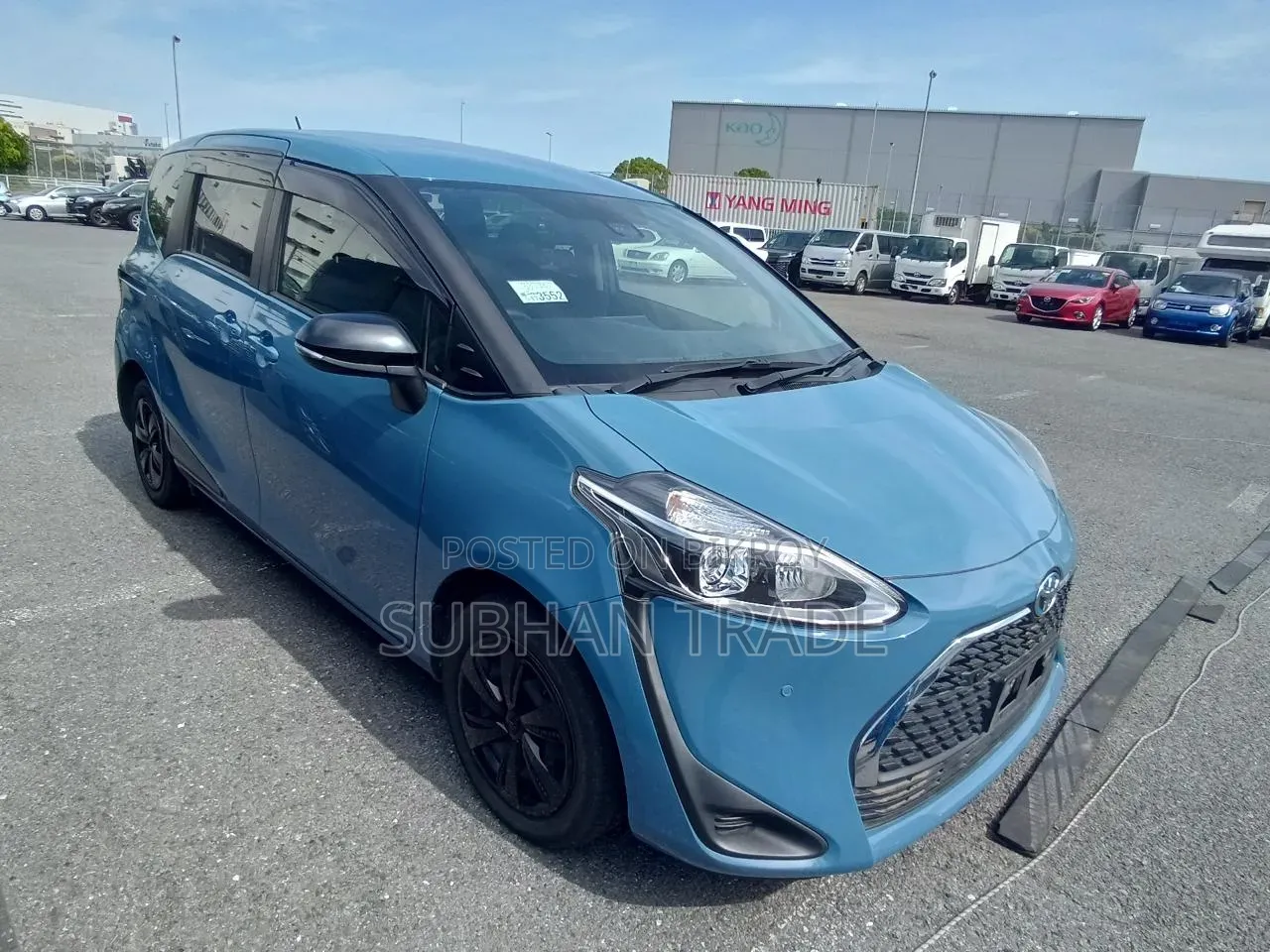 Toyota Sienta 2022 Blue