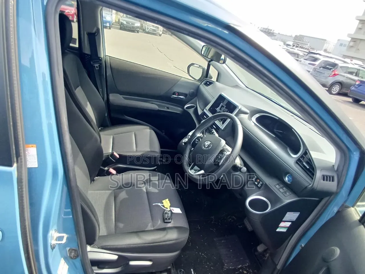 Toyota Sienta 2022 Blue