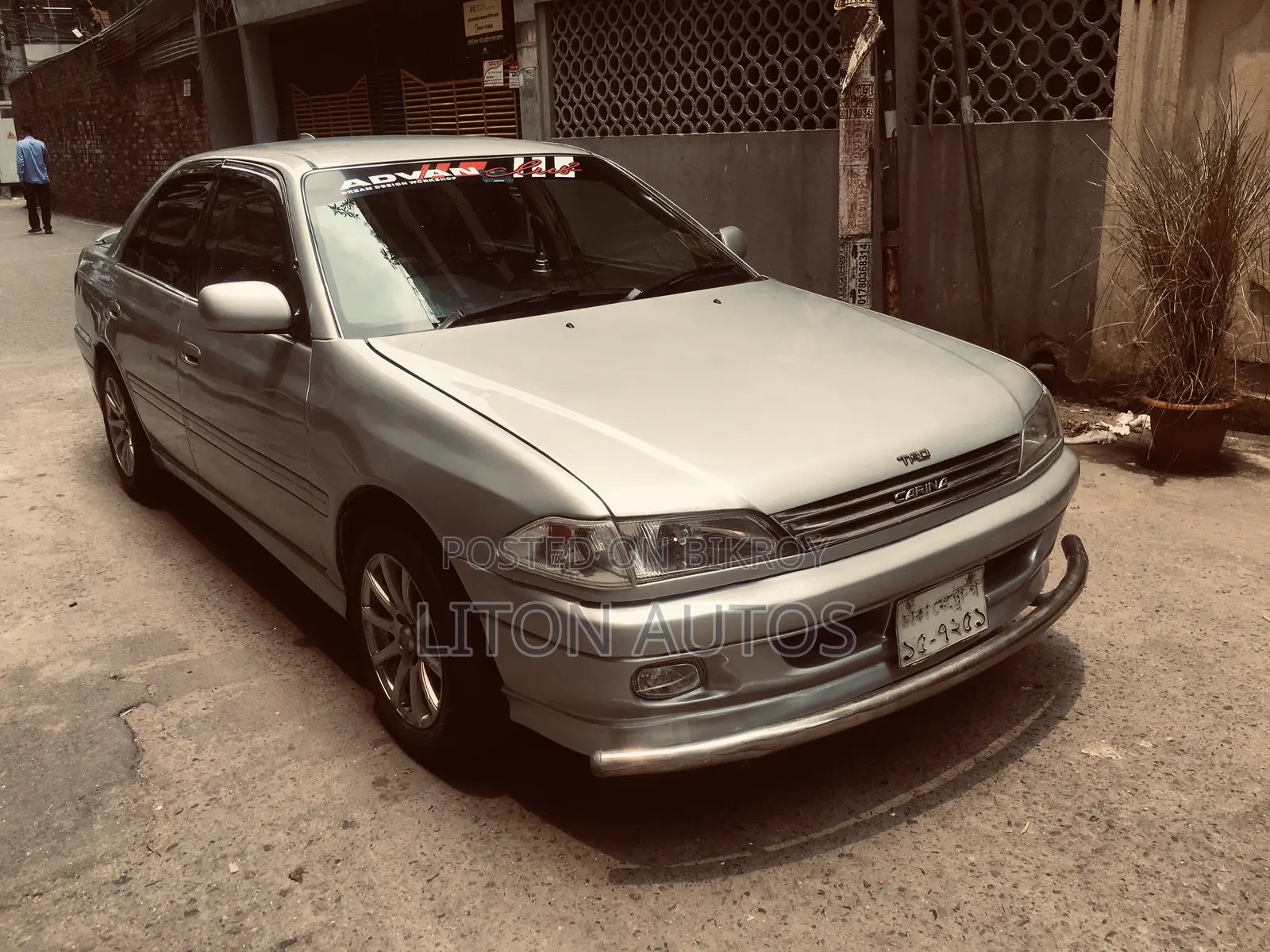 Toyota Carina 1.6 Front Wheel Drive Sedan 1998 Silver