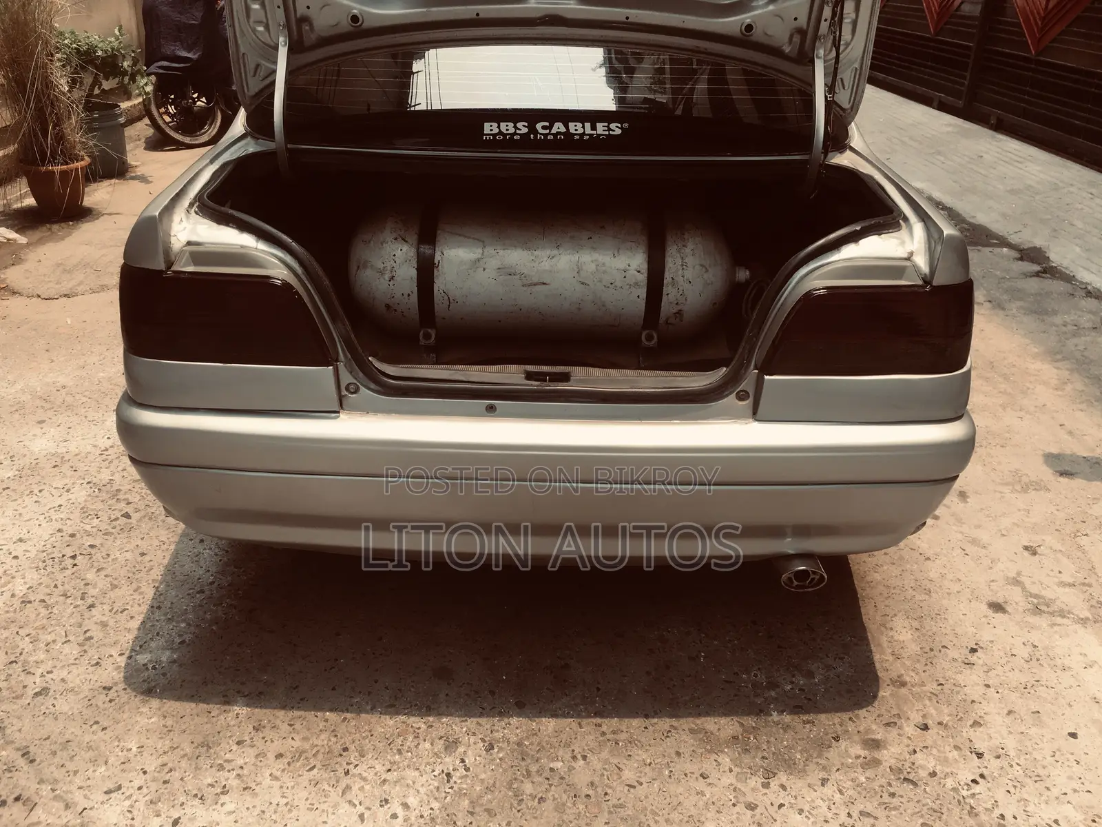 Toyota Carina 1.6 Front Wheel Drive Sedan 1998 Silver