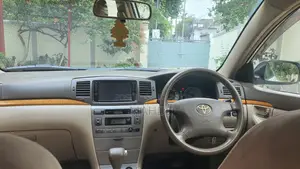 Toyota Corolla Sedan 2005 White