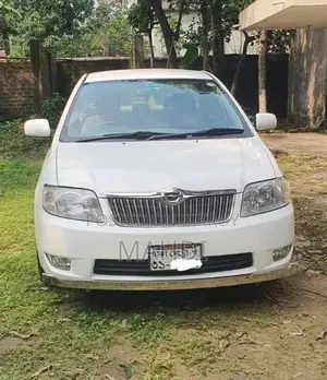 Toyota Corolla Sedan 2005 White