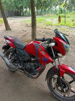 TVS Apache RTR 160 2V 2017 Red