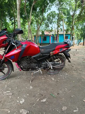 TVS Apache RTR 160 2V 2017 Red