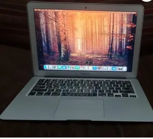 Laptop Apple MacBook 2011 4GB Intel Core i5 HDD 256GB
