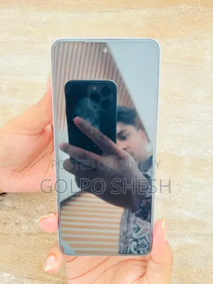 Realme 128 GB Silver