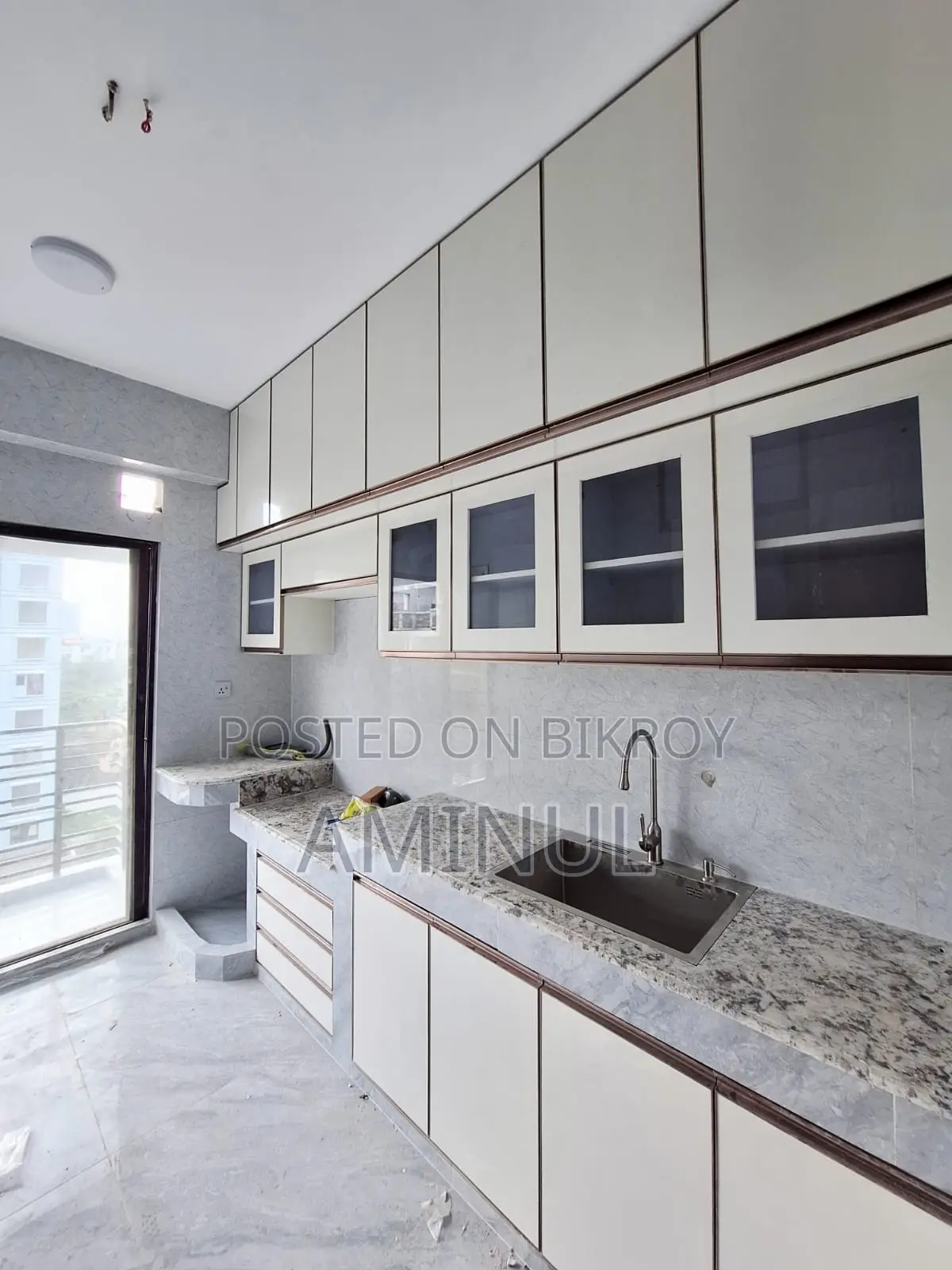 3-bedroom Apartment in Hb Swapnoneer, Basundhara for Rent
