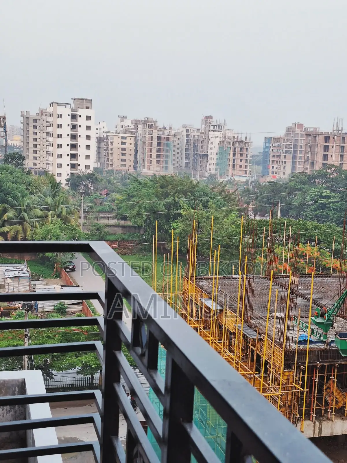 3-bedroom Apartment in Hb Swapnoneer, Basundhara for Rent