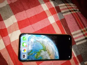 Apple iPhone XR 64 GB Yellow