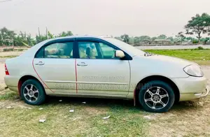 টয়োটা করোলা সেডান ২০০৩ বেইজ