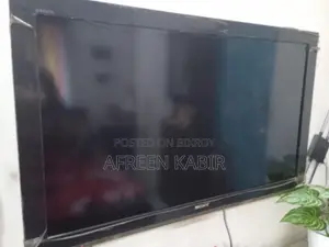 ৪০" সনি ব্রাভিয়া এলসিডি টিভি বাসা থেকে খুব সস্তায় বিক্রি হবে