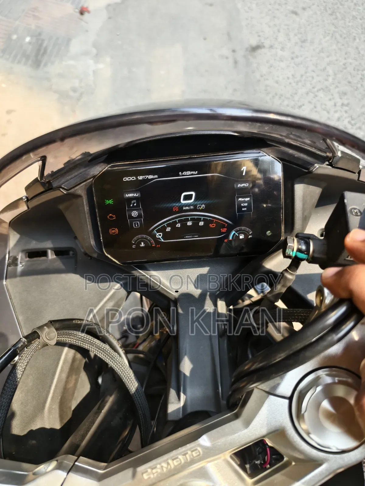 CFMoto 300SR 2025 White