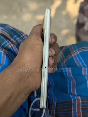 Google Pixel 7 128 GB Gold