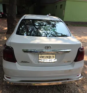 Toyota Axio 2016 Pearl