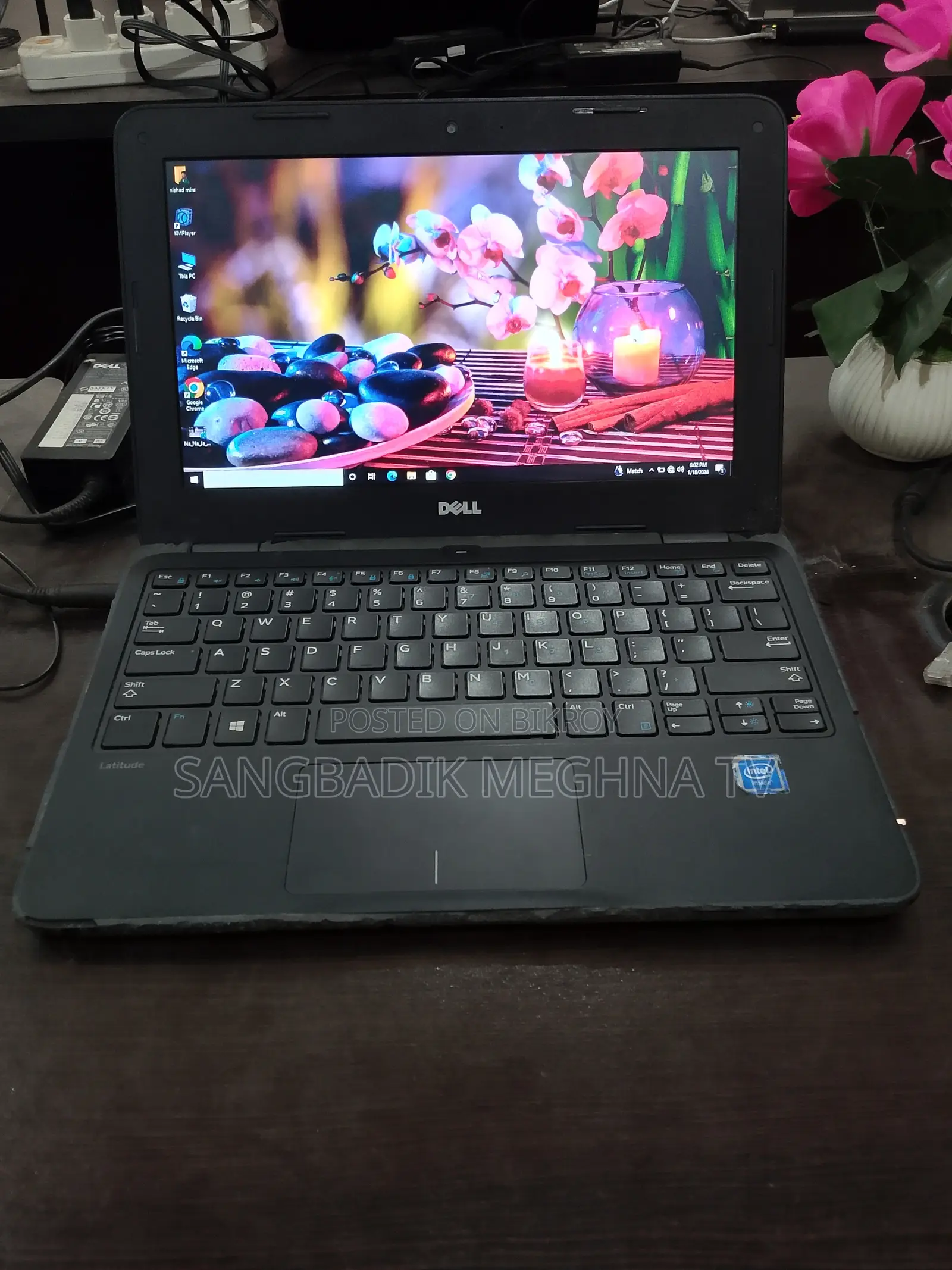 Laptop Dell 3GB Intel SSD 256GB
