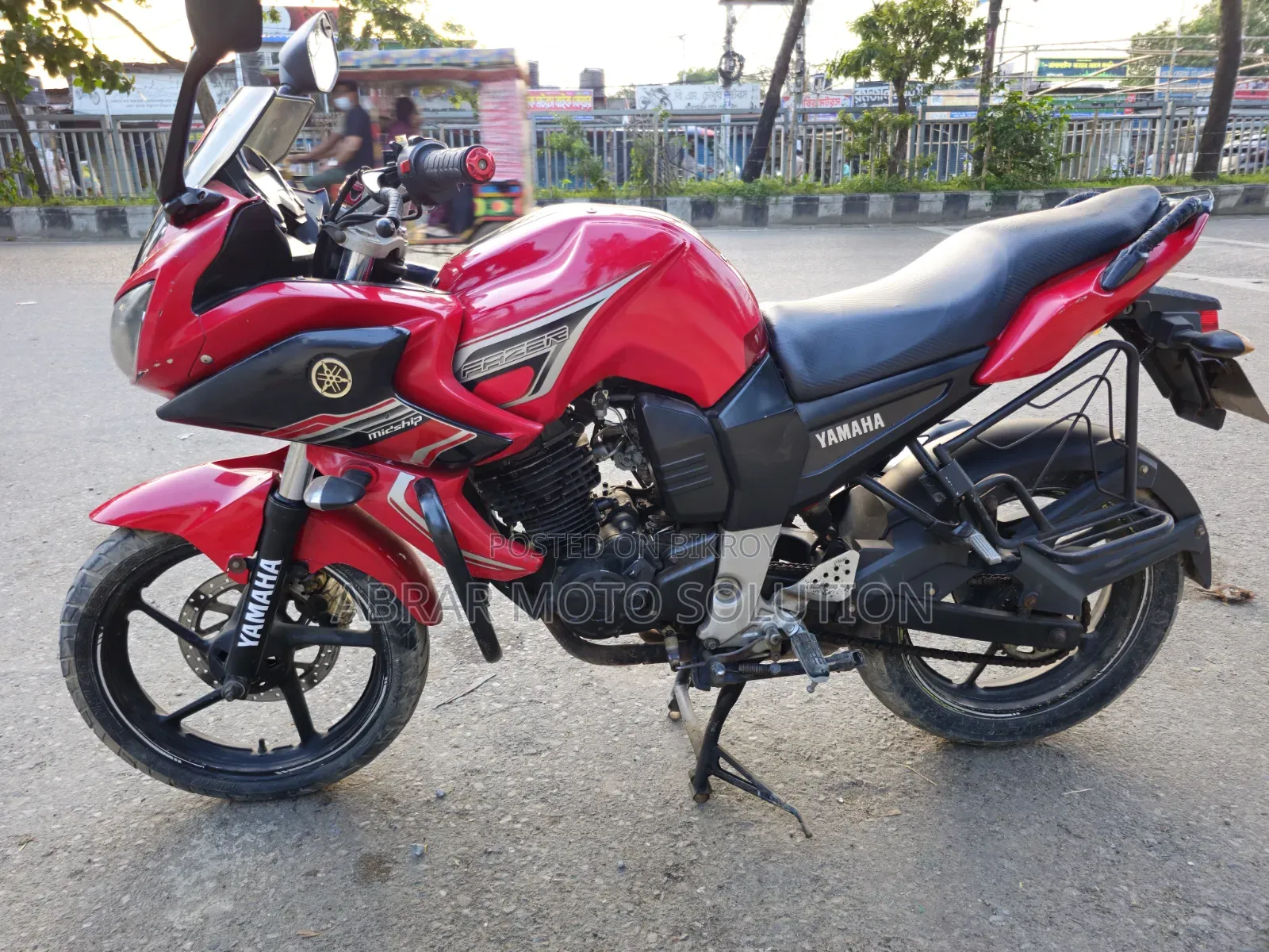 Yamaha FZ 2011 Red