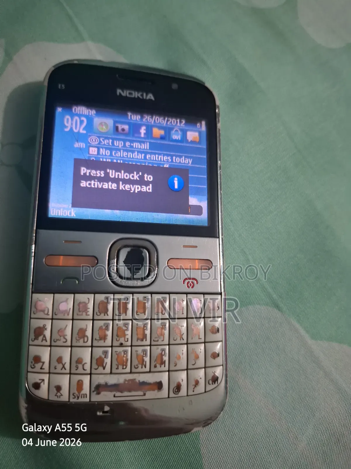 Nokia E5 Silver