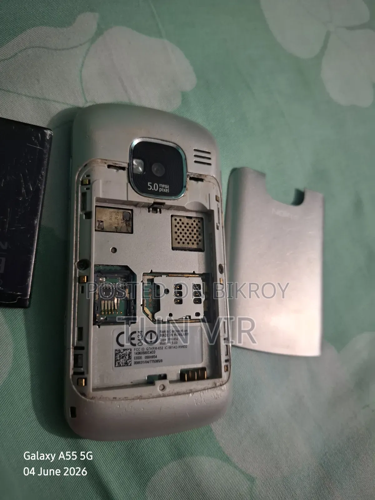 Nokia E5 Silver
