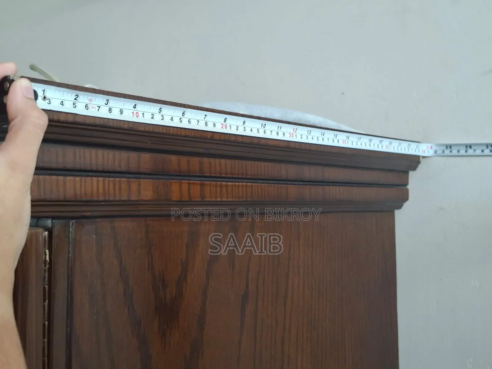 Louvered Wardrobe / Almari (Excellent Condition)