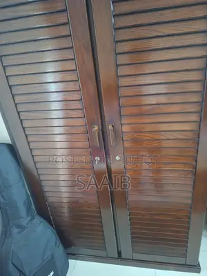 Louvered Wardrobe / Almari (Excellent Condition)